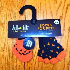 🐾 NEW Thrills & Chills Pet Socks S/M
